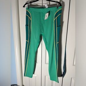 Fabletics high-waisted motion 365 emerald Leggings with Gold Trim